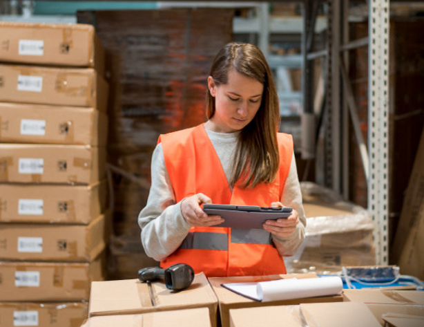 Suivi des commandes et des contrats