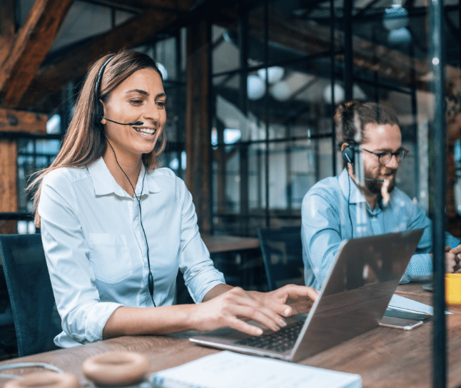 Suivi en Temps Réel et Communication avec les Clients